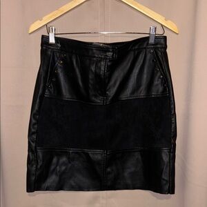 ESQUALO Black Leather Pencil Skirt